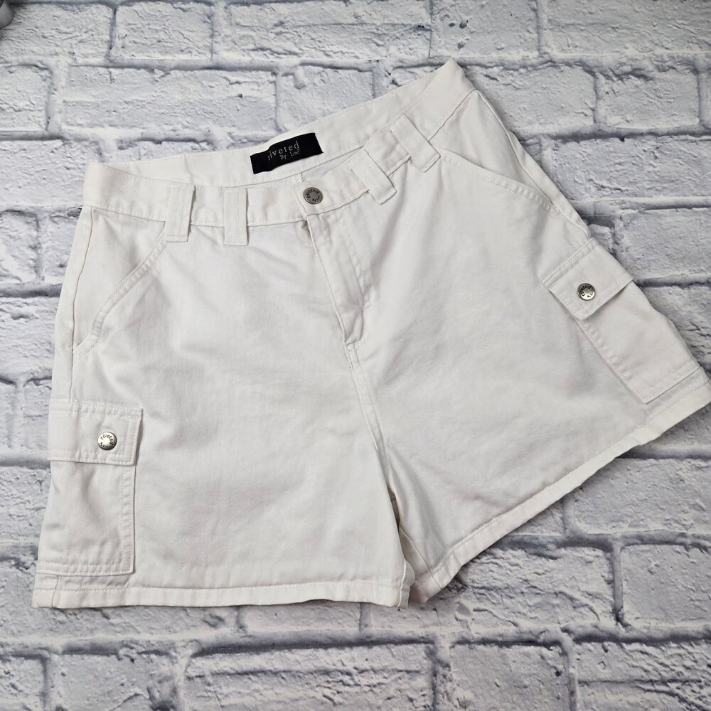 Vintage 90s Y2K Women's riveted by Lee White Denim Cargo Shorts size 10M